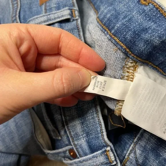 Madewell 9” High Rise Skinny Jeans - Picture 6 of 8